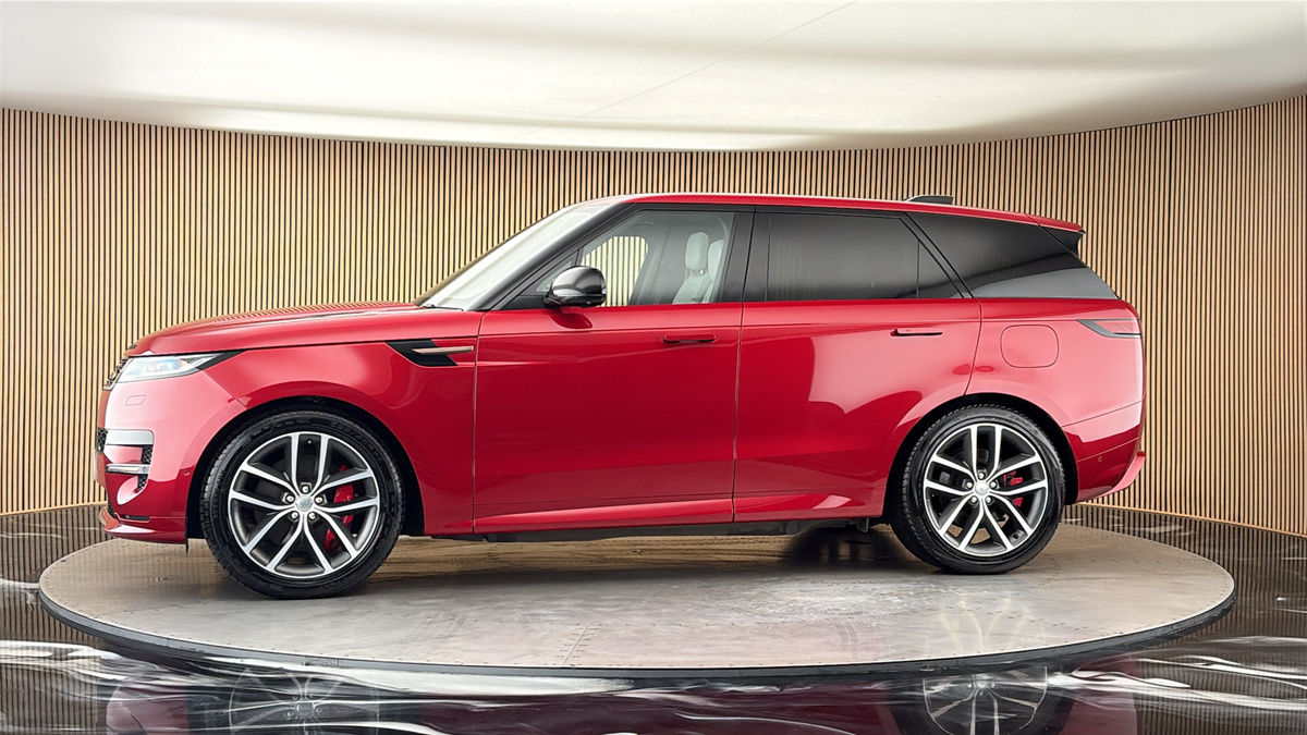 More views of Land Rover Range Rover Sport