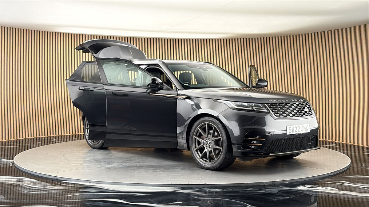 More views of Land Rover Range Rover Velar