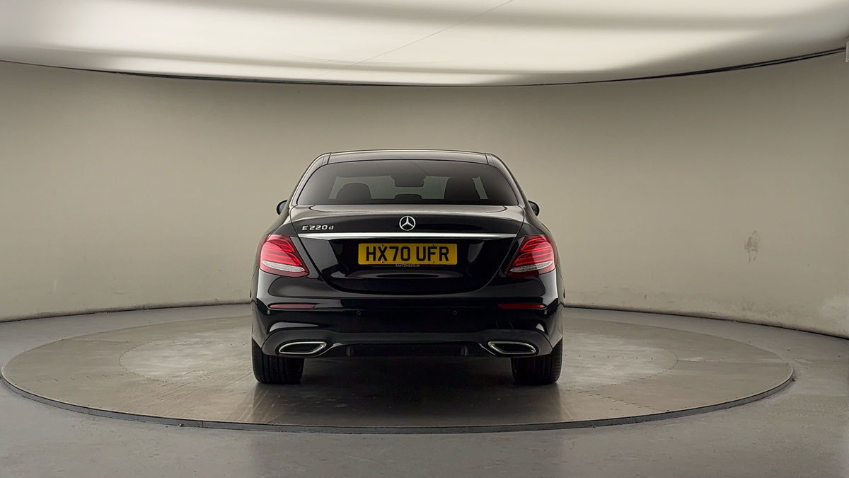 Mercedes-Benz E Class Image 4