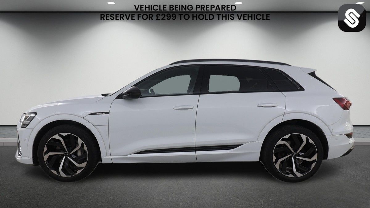Audi e-tron Image 6