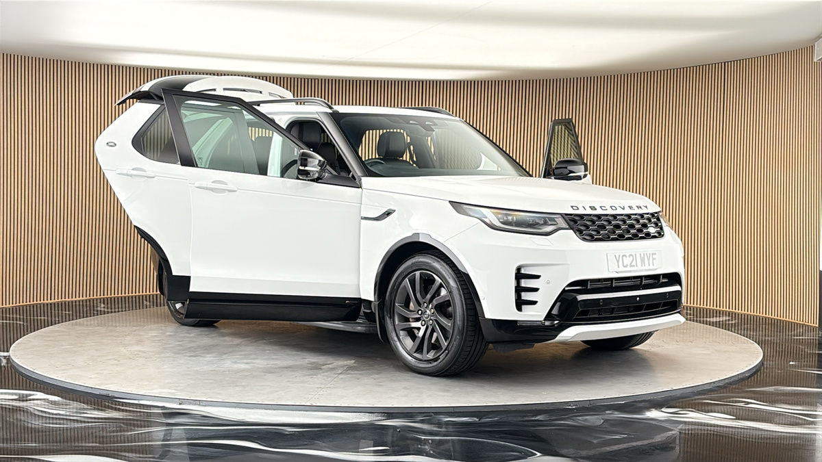 More views of Land Rover Discovery