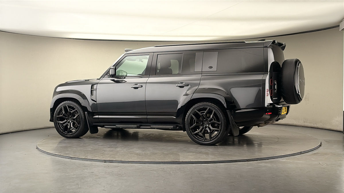 More views of Land Rover Defender 130