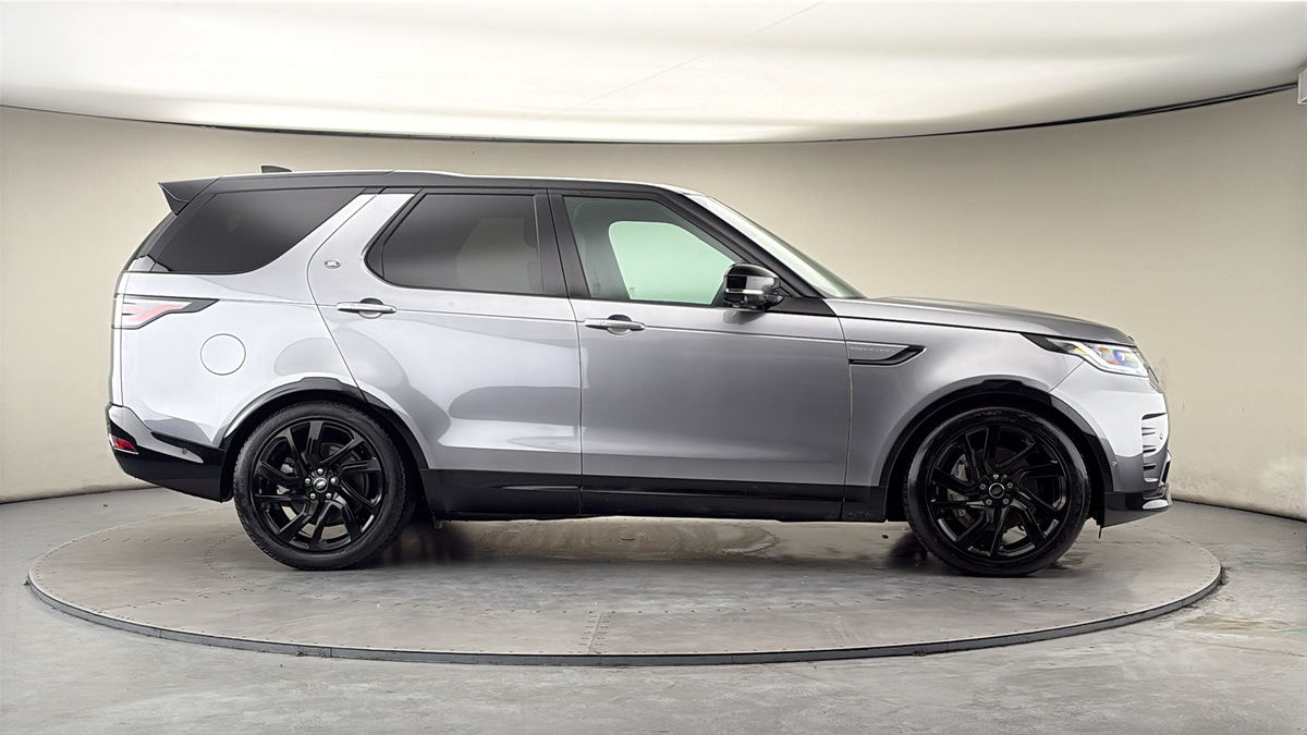 More views of Land Rover Discovery