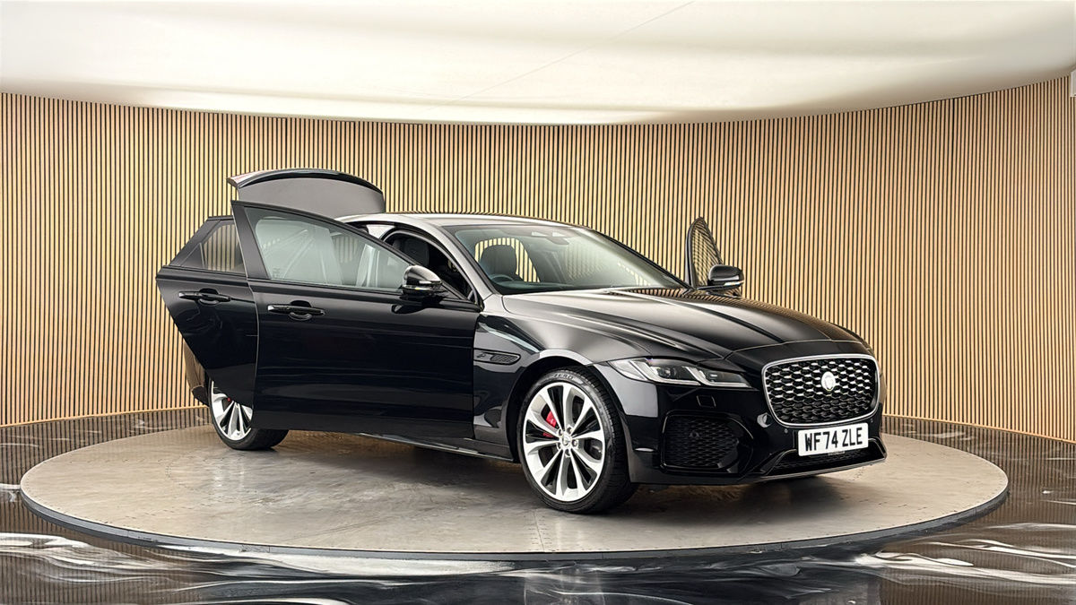 More views of Jaguar XF