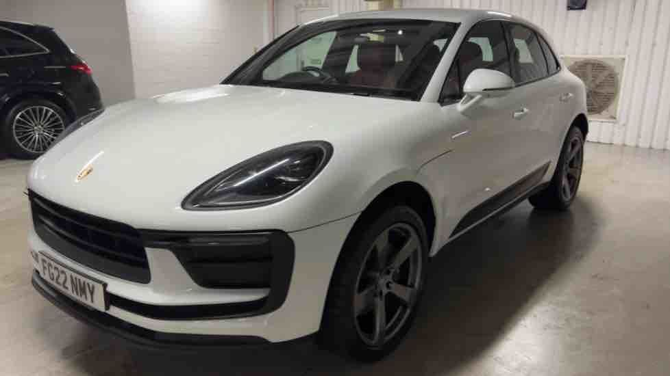 More views of Porsche Macan
