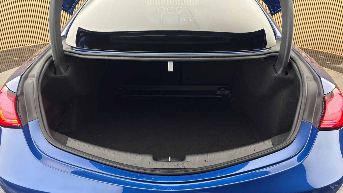 Mercedes-Benz CLE Image 11