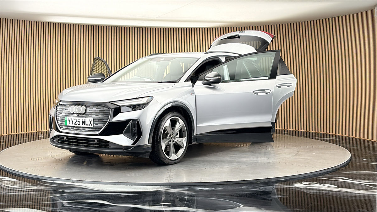 More views of Audi Q4 e-tron