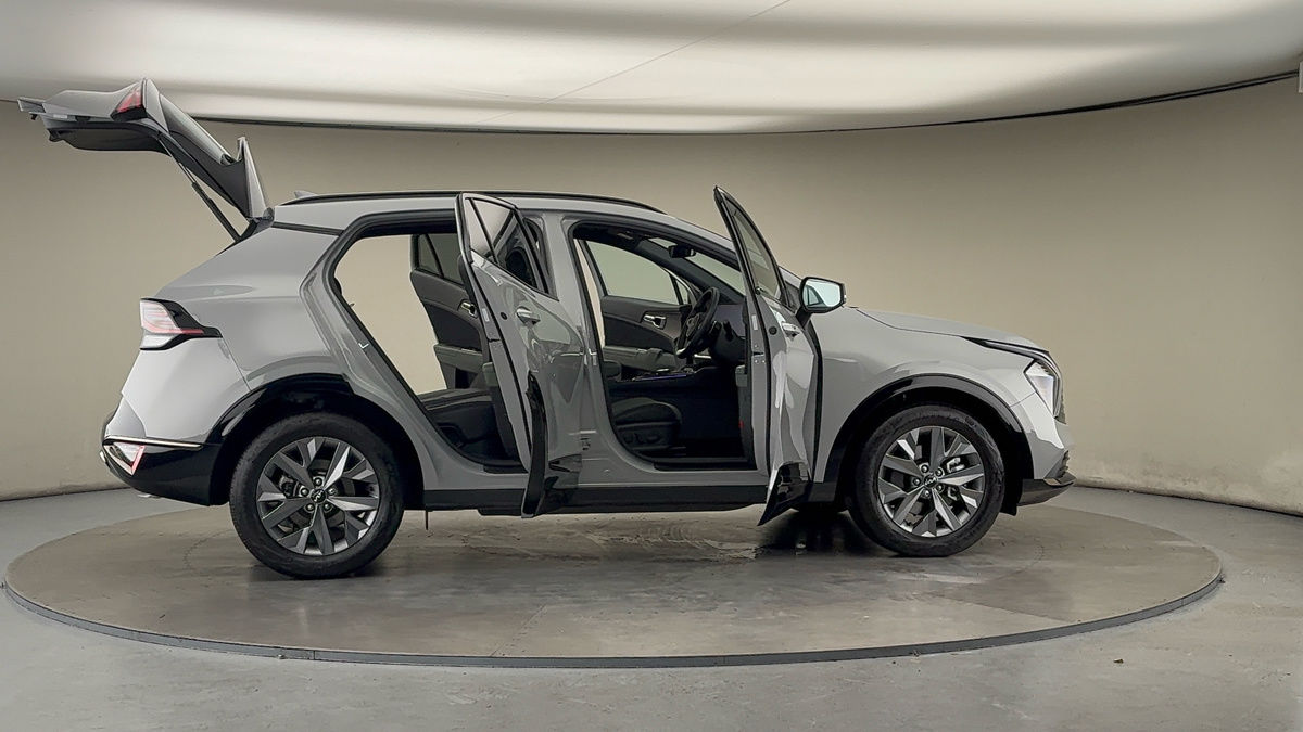 More views of Kia Sportage