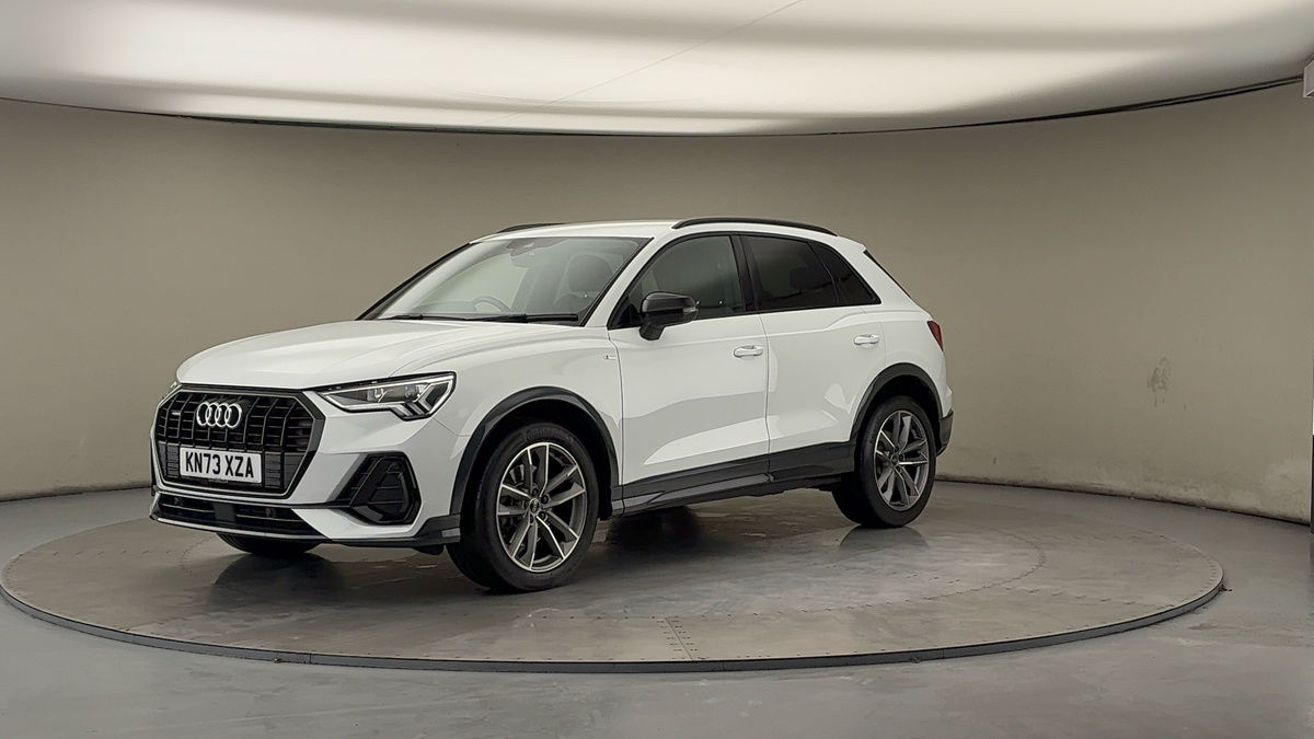 Audi Q3 Image 20