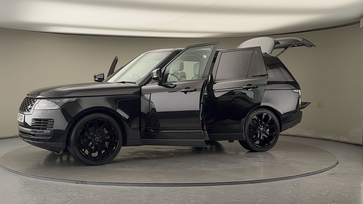 More views of Land Rover Range Rover