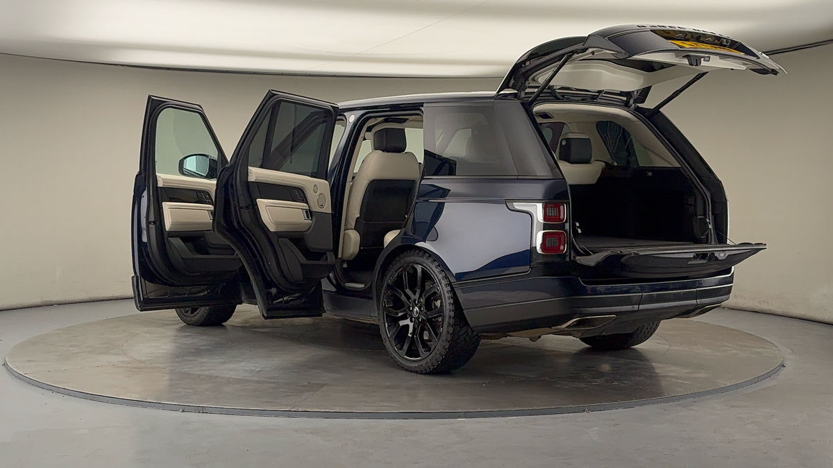 More views of Land Rover Range Rover