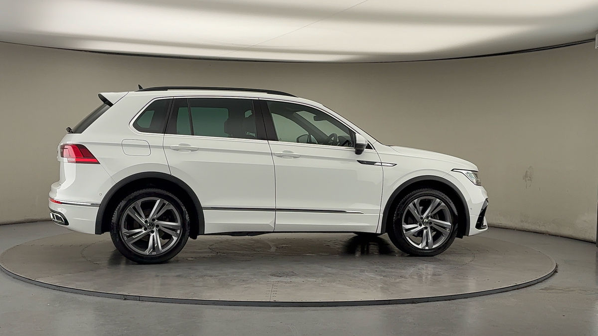 More views of Volkswagen Tiguan