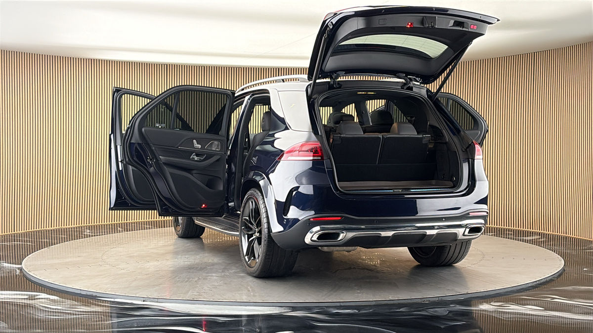 More views of Mercedes-Benz GLE