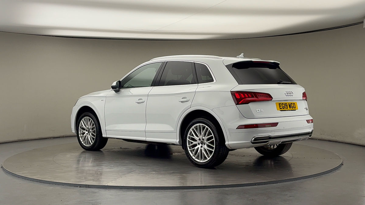 More views of Audi Q5