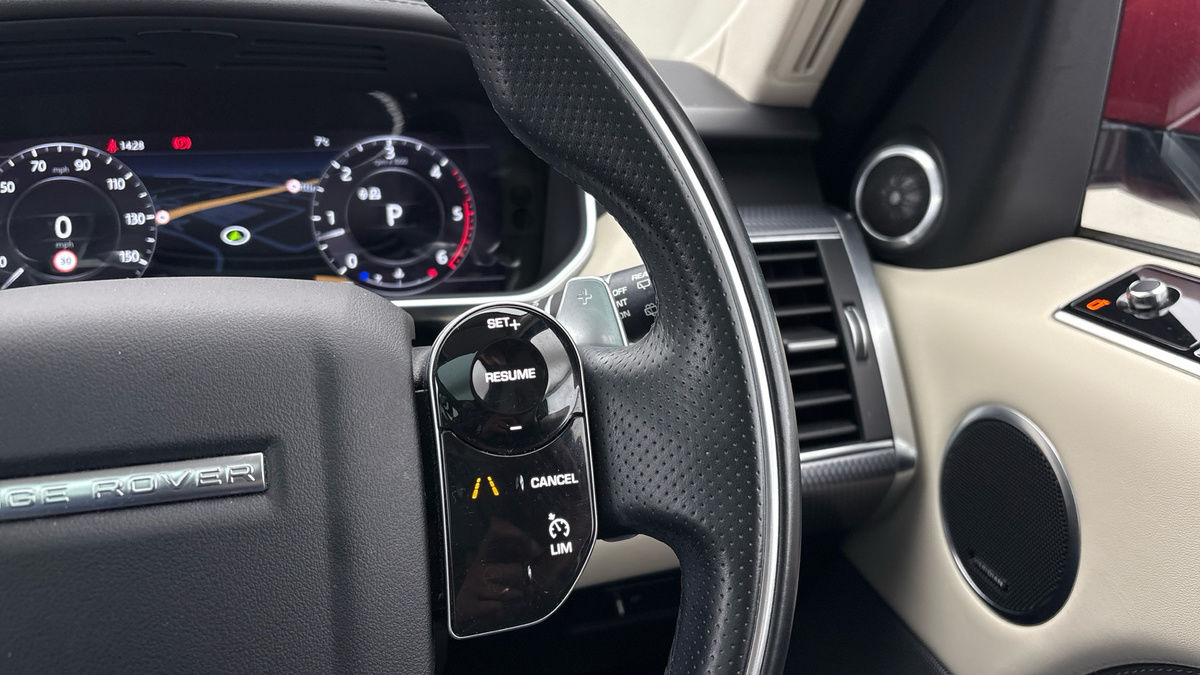 Land Rover Range Rover Sport Image 14