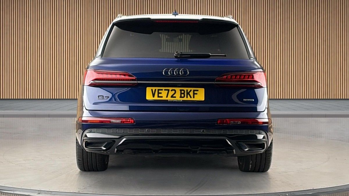 Audi Q7 Image 4