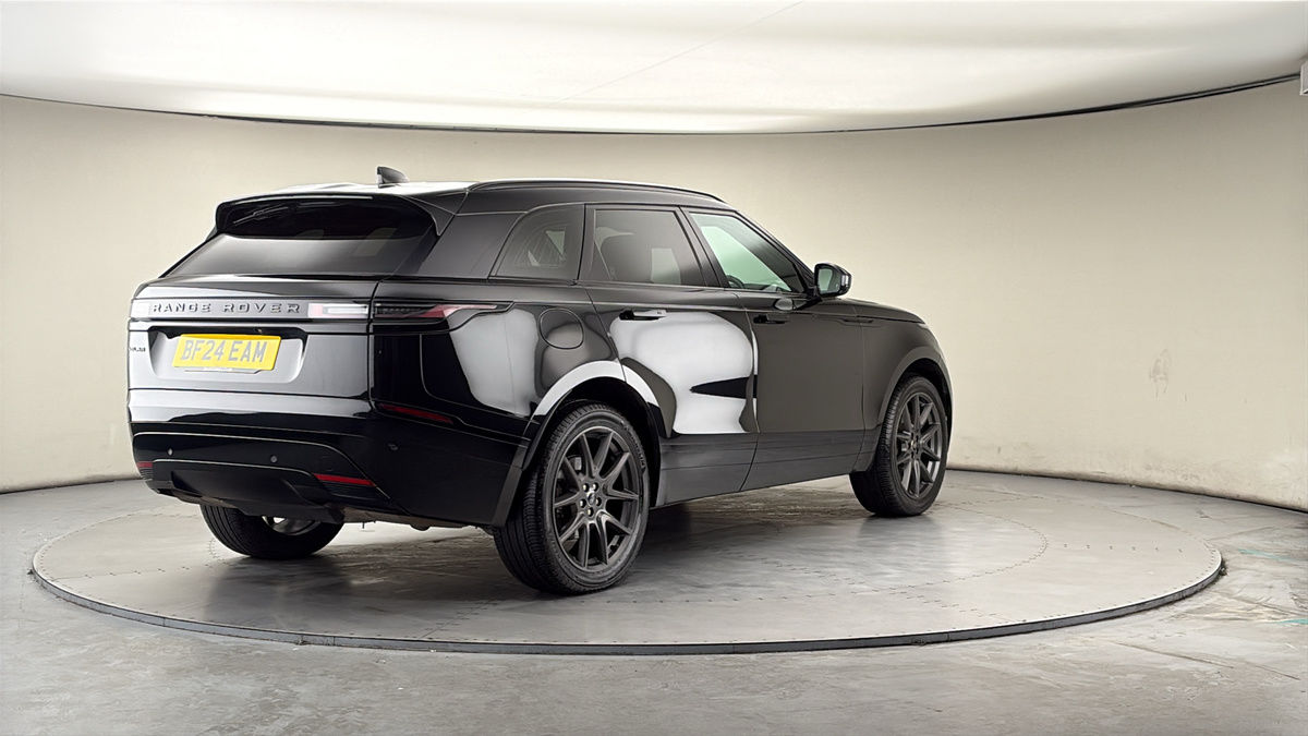 More views of Land Rover Range Rover Velar