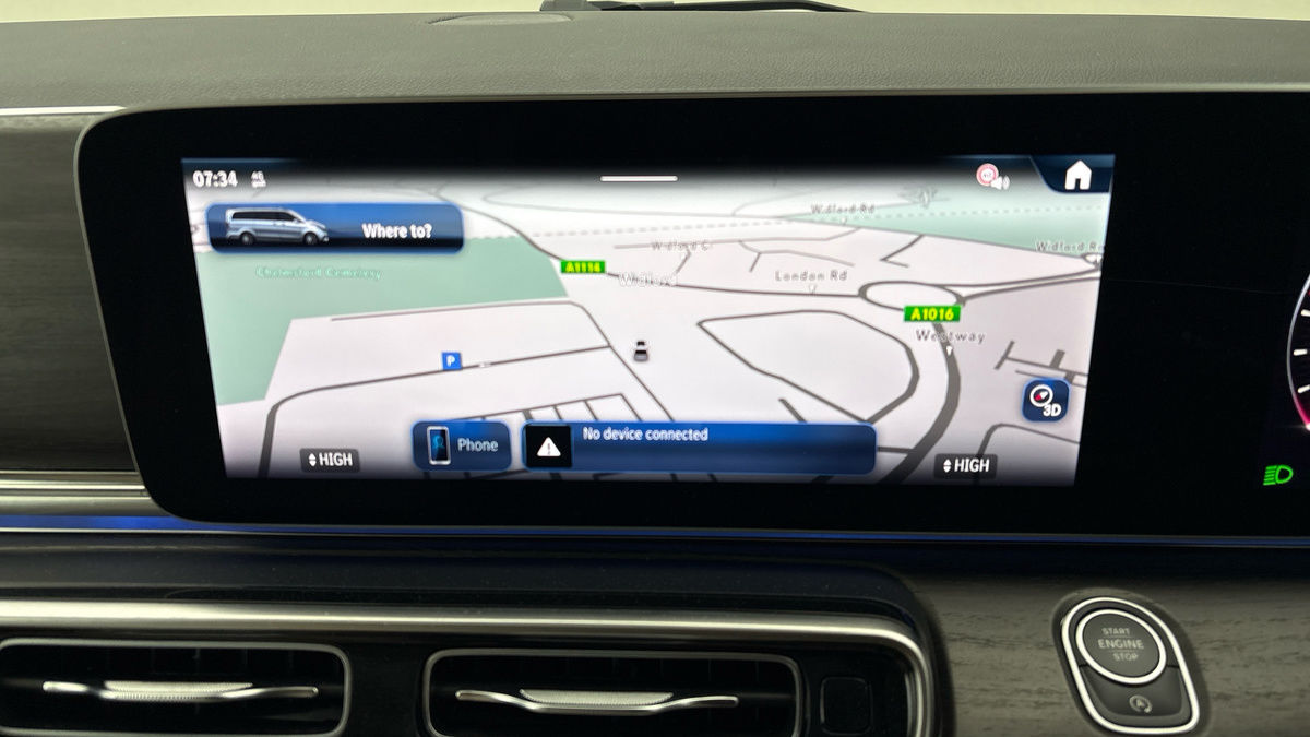 Mercedes-Benz V Class Image 17