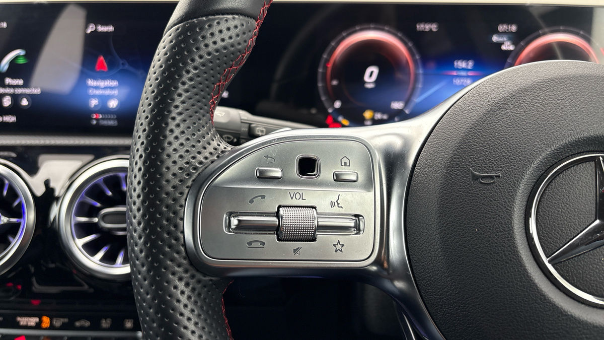 Mercedes-Benz A Class Image 13