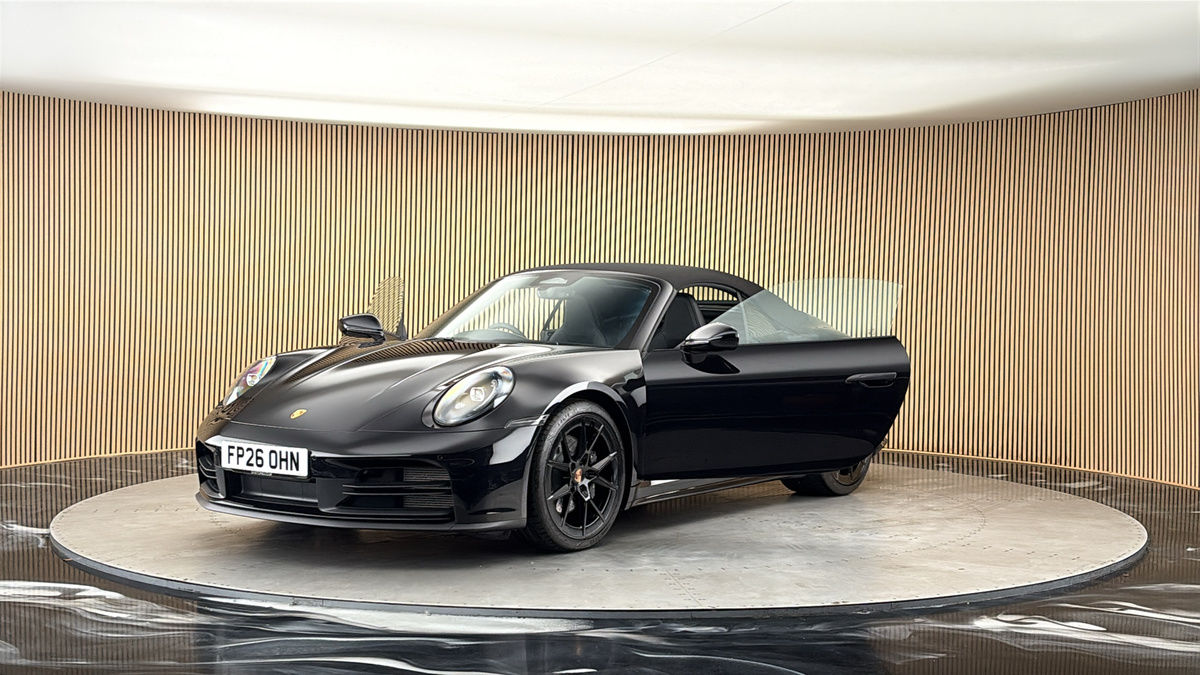 More views of Porsche 911
