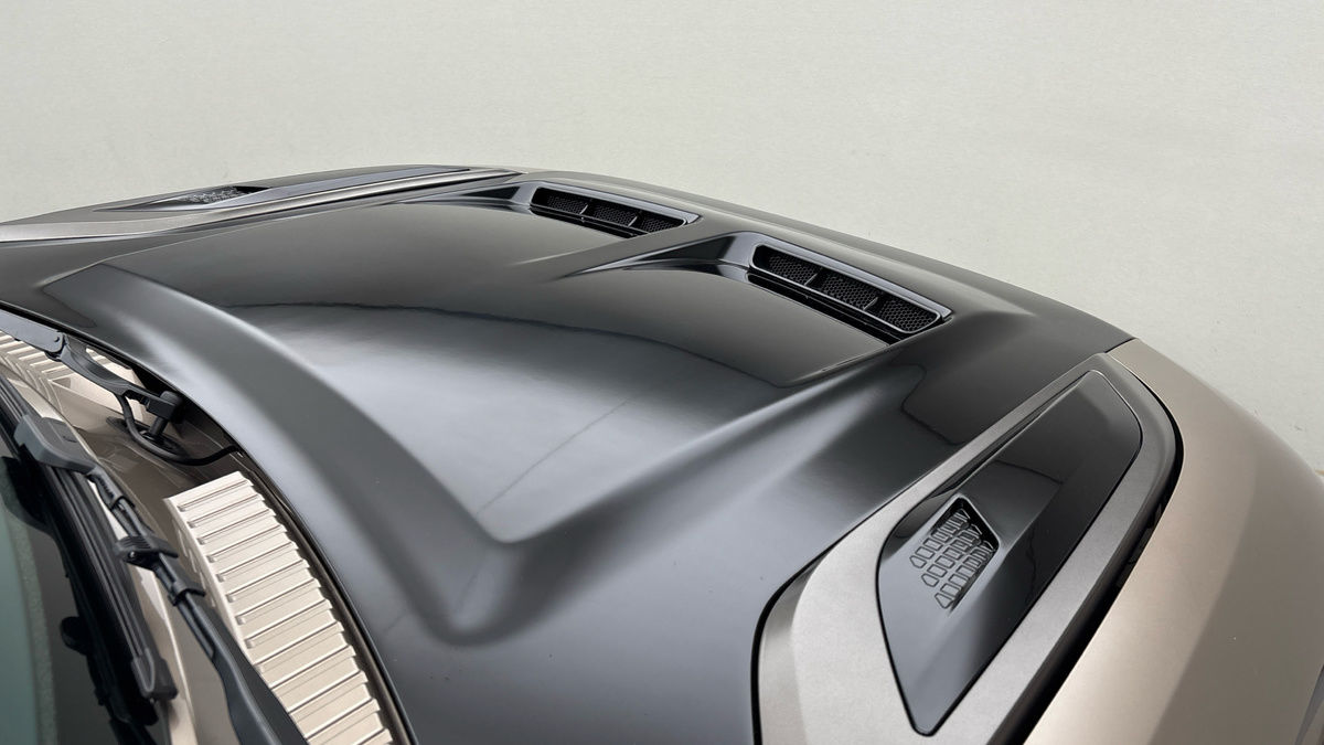 Land Rover Defender 110 Urban Image 36