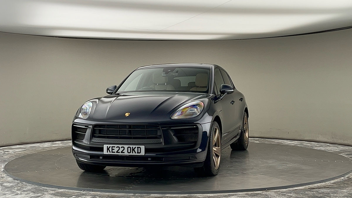 More views of Porsche Macan