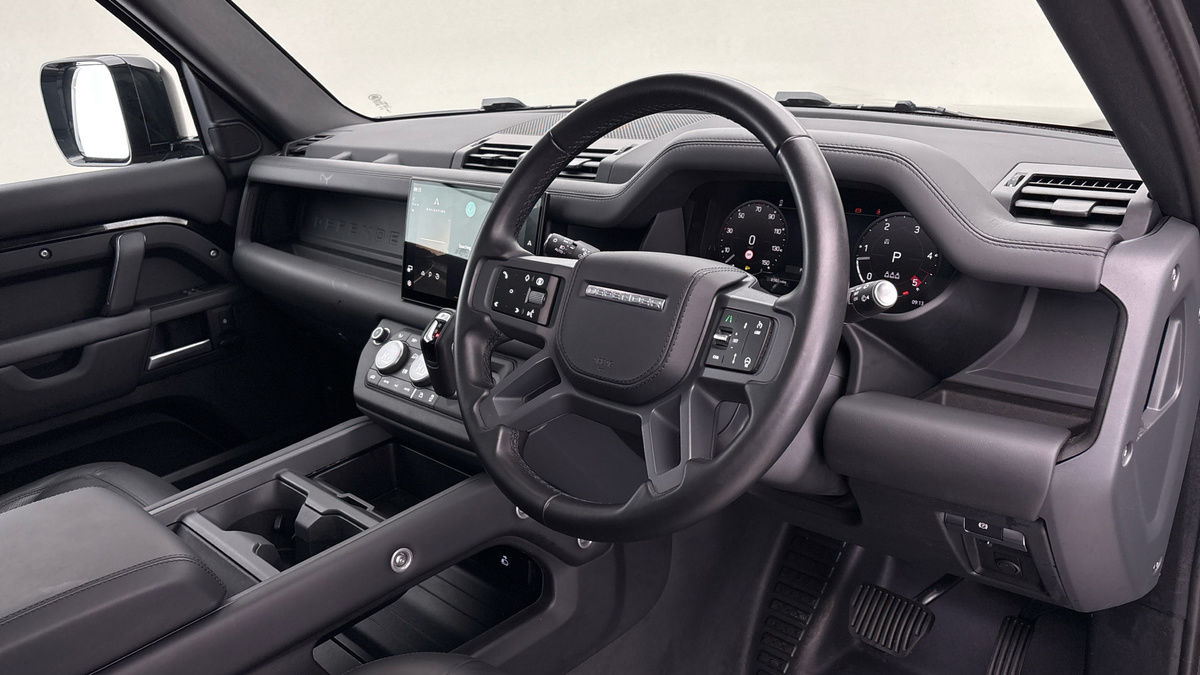 Land Rover Defender 110 Urban Image 10