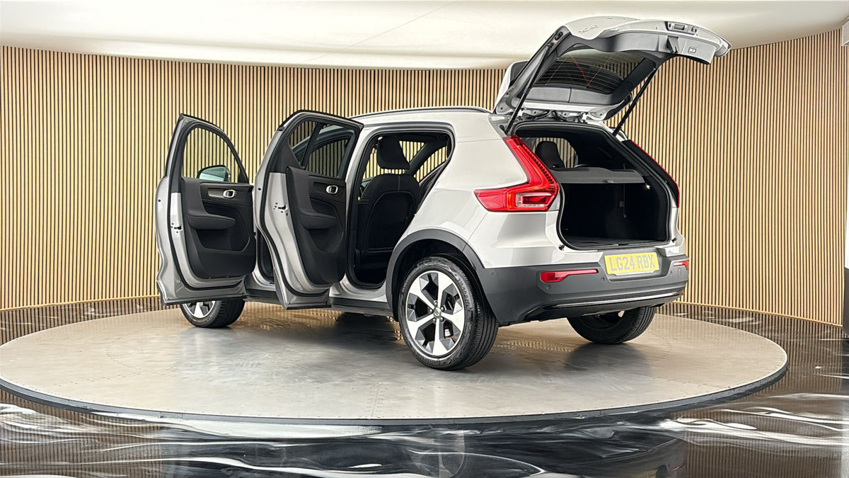 More views of Volvo XC40