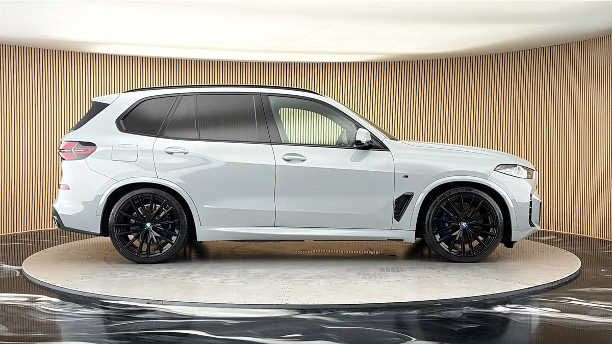 BMW X5 Image 16