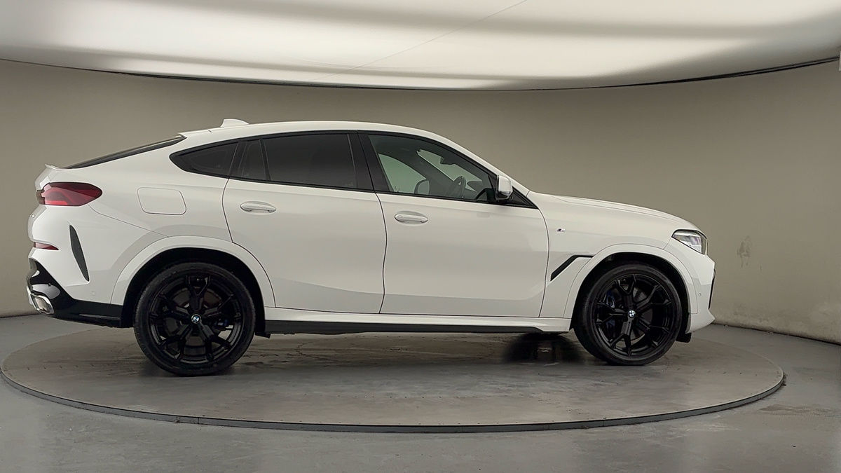 More views of BMW X6