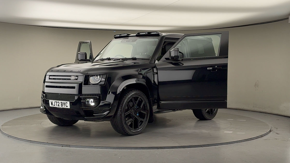 More views of Land Rover Defender 90