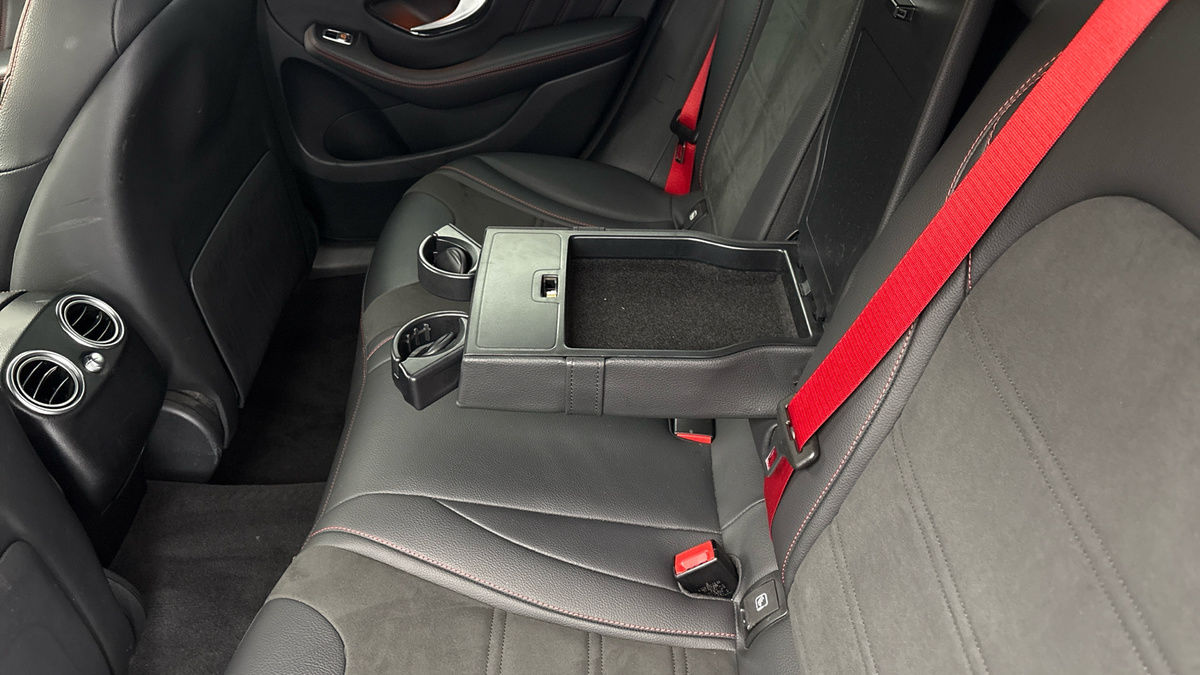Mercedes-Benz GLC Image 9