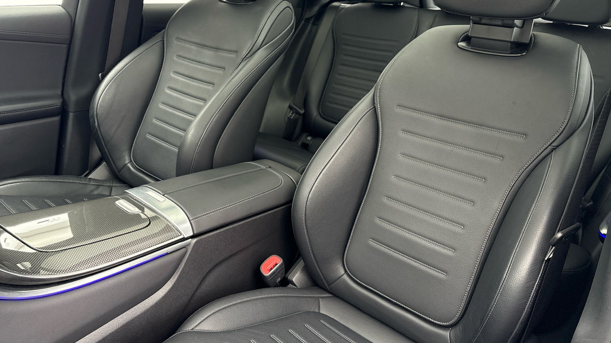 Mercedes-Benz GLC Image 7