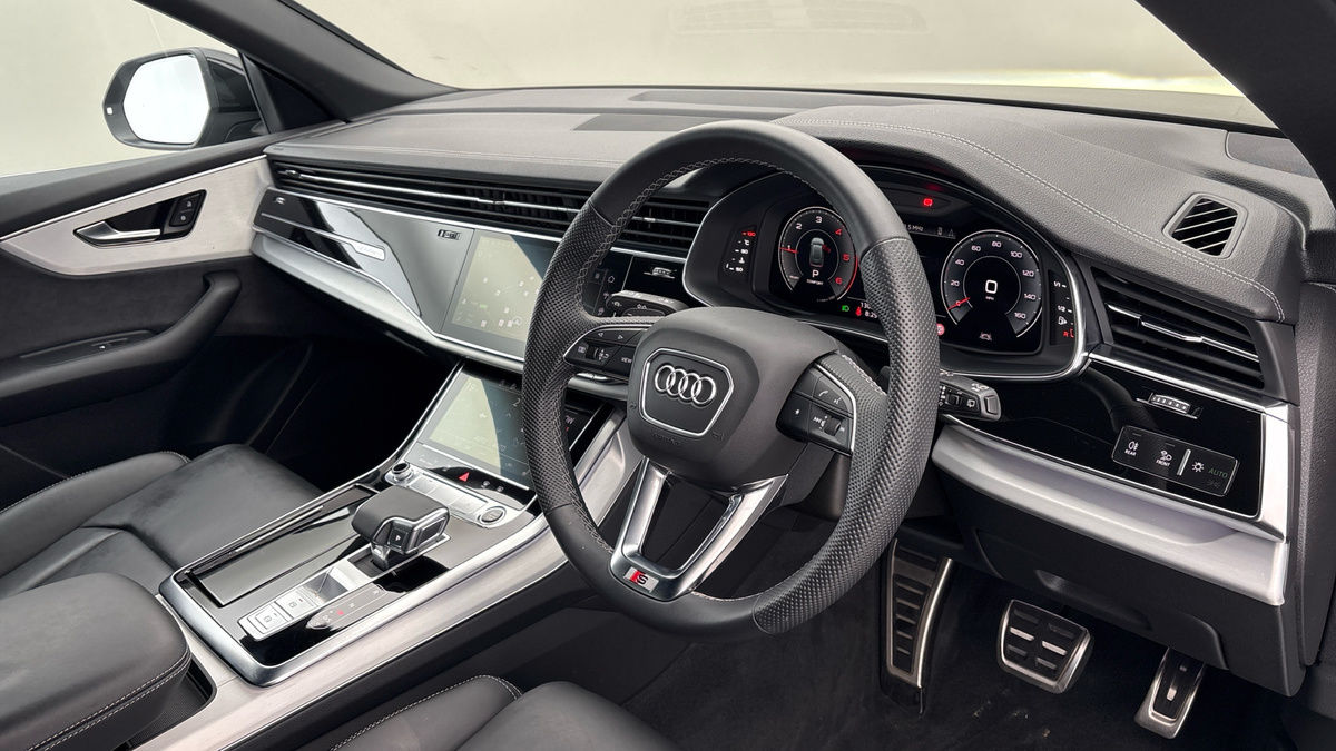 Audi Q8 Image 5