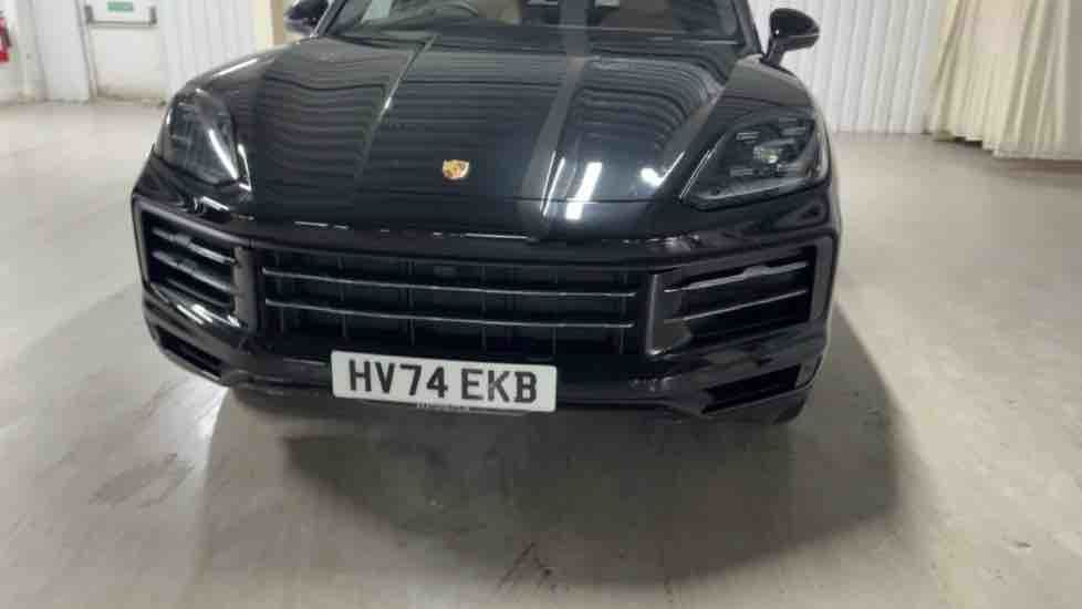 More views of Porsche Cayenne