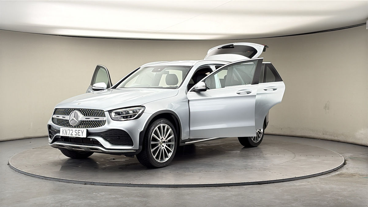 More views of Mercedes-Benz GLC