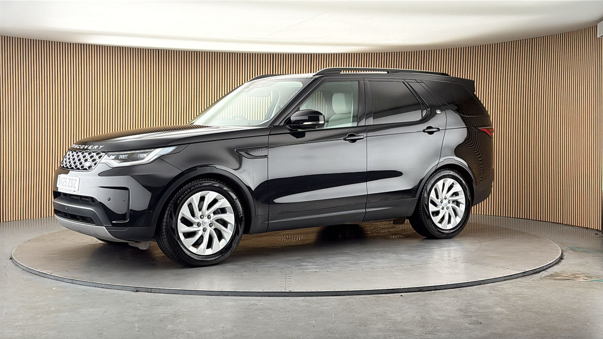 More views of Land Rover Discovery
