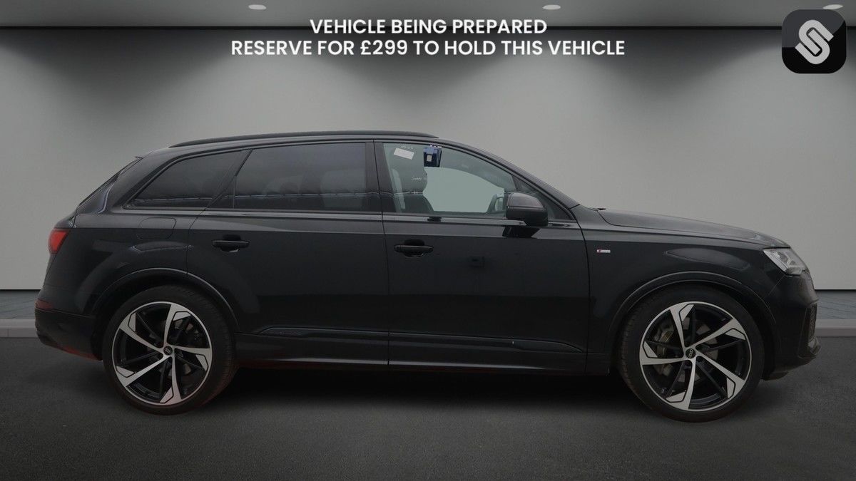 Audi Q7 Image 5