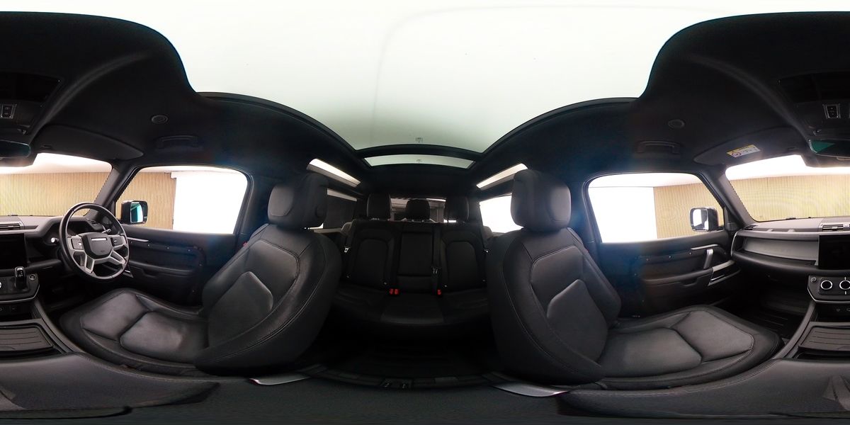 More views of Land Rover Defender 90