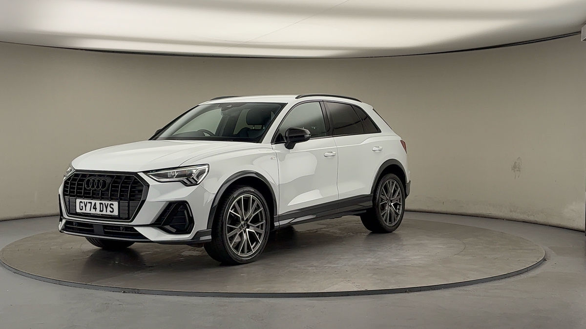 More views of Audi Q3