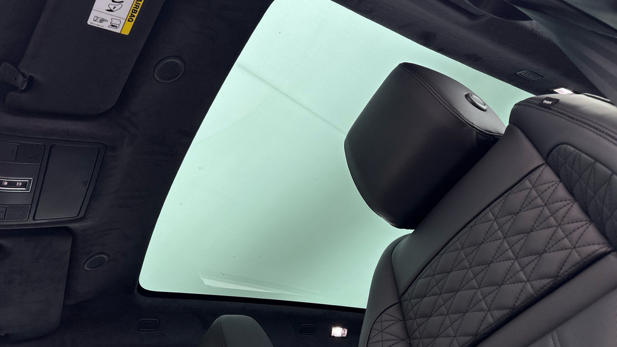 Land Rover Range Rover Evoque Image 6