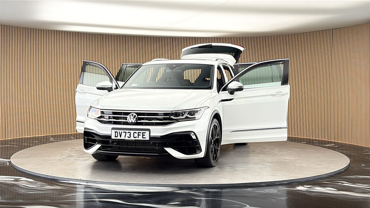 More views of Volkswagen Tiguan