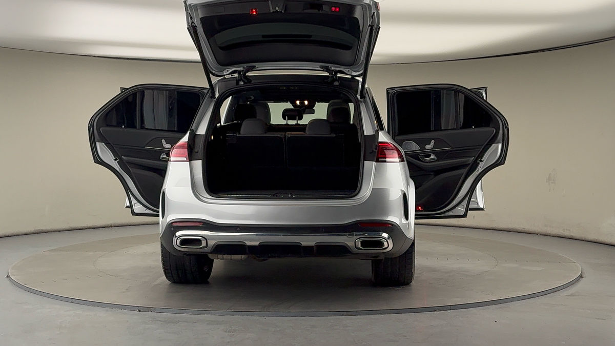 More views of Mercedes-Benz GLE