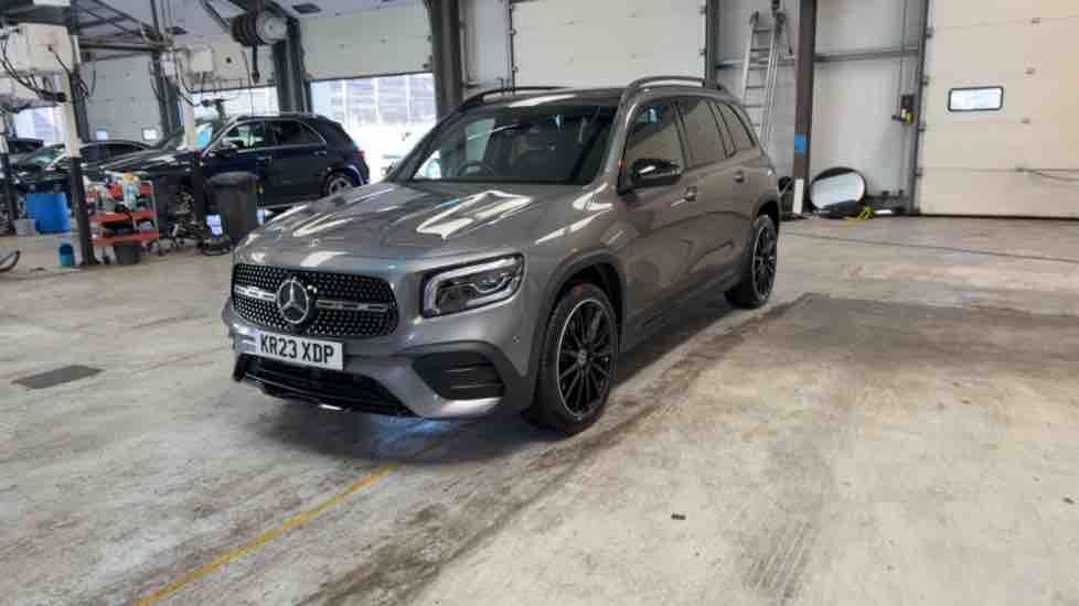 More views of Mercedes-Benz GLB