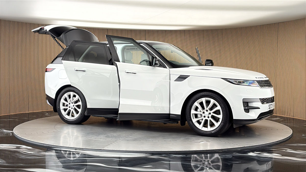 More views of Land Rover Range Rover Sport