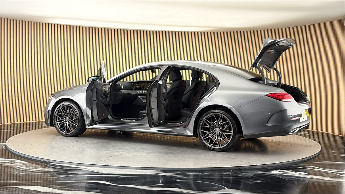 More views of Mercedes-Benz CLS