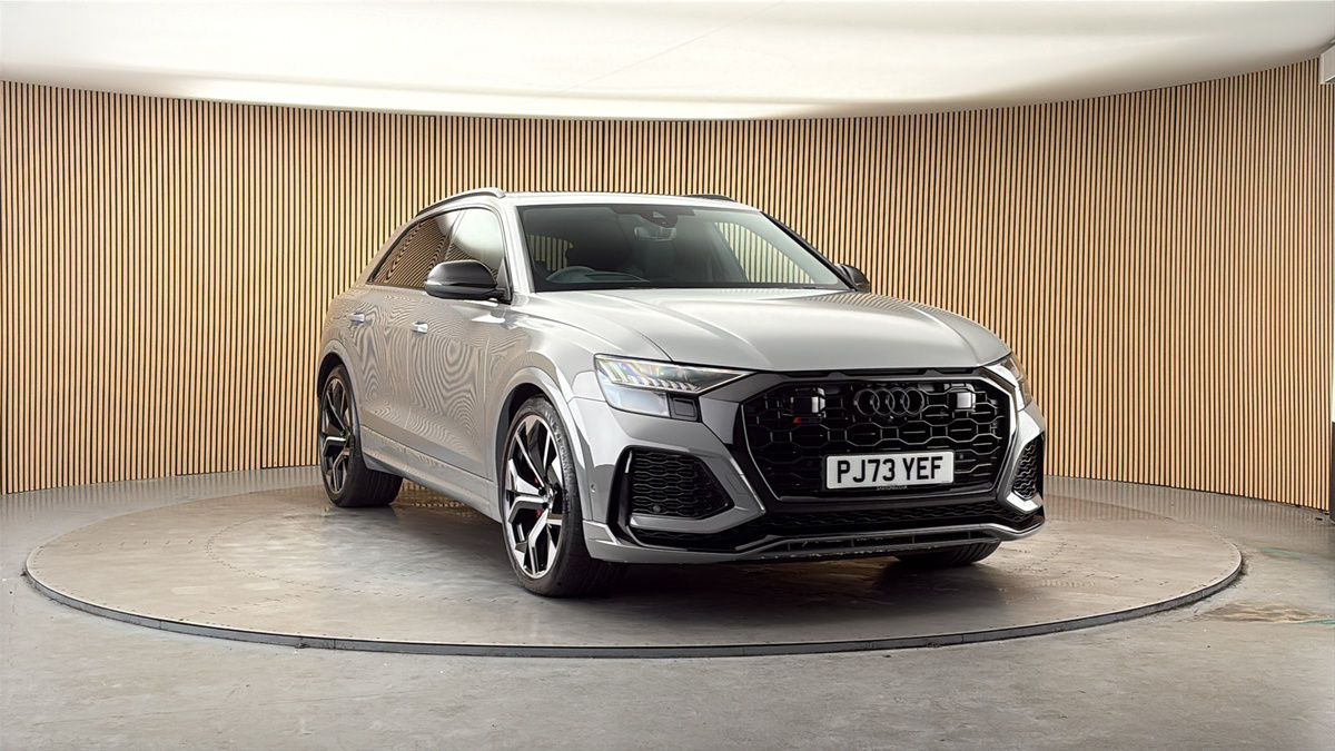More views of Audi RSQ8