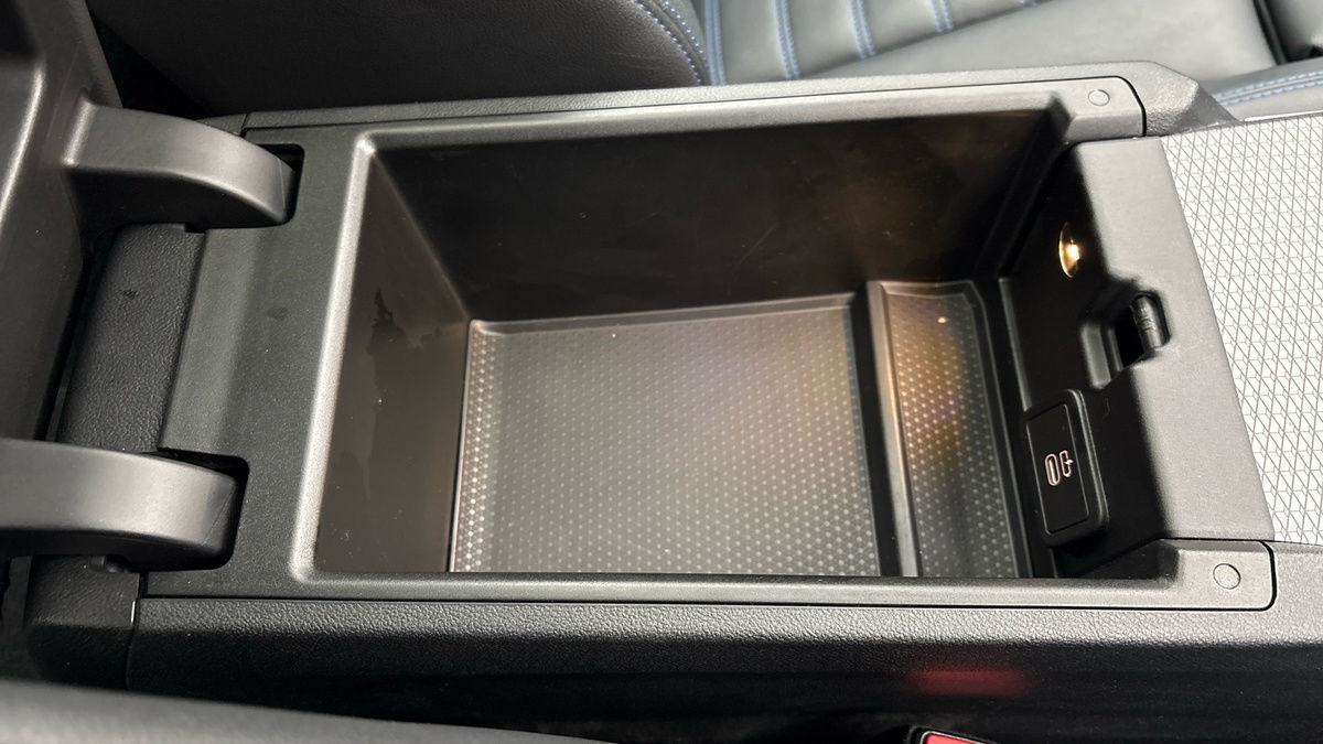 BMW i4 Image 31