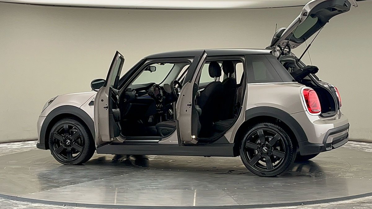 More views of MINI Hatch