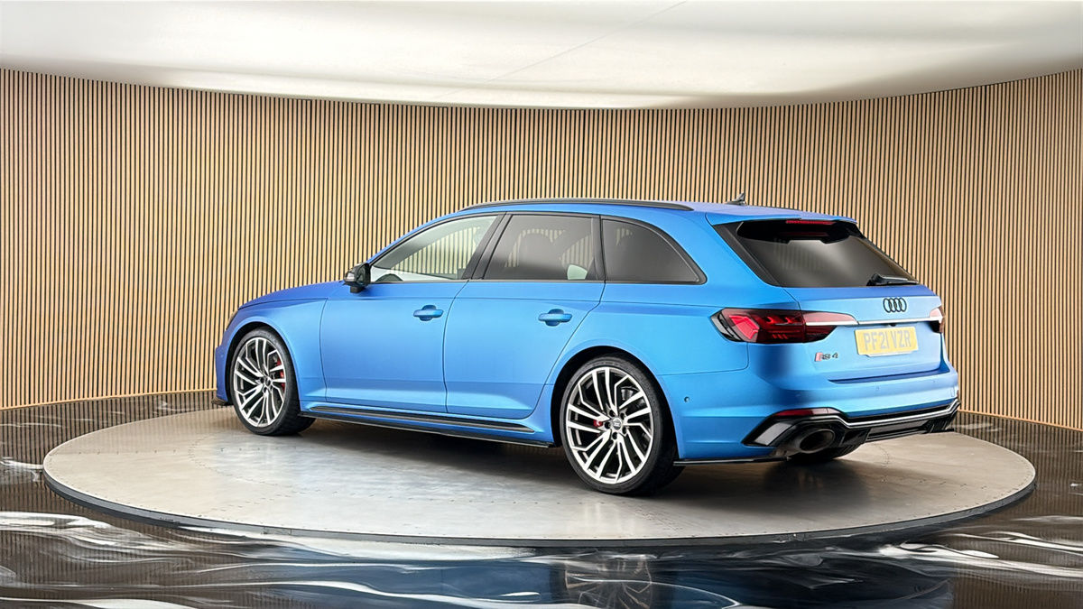 More views of Audi RS4 Avant
